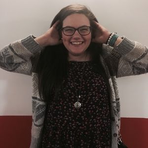 Meet your Posher, Avery